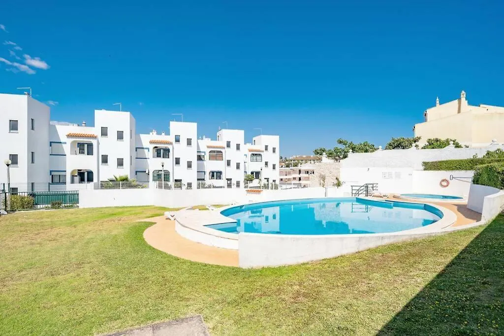 Apartamento T1 Carvoeiro C/Piscina E A 300M Praia Apartment Carvoeiro (Lagoa)
